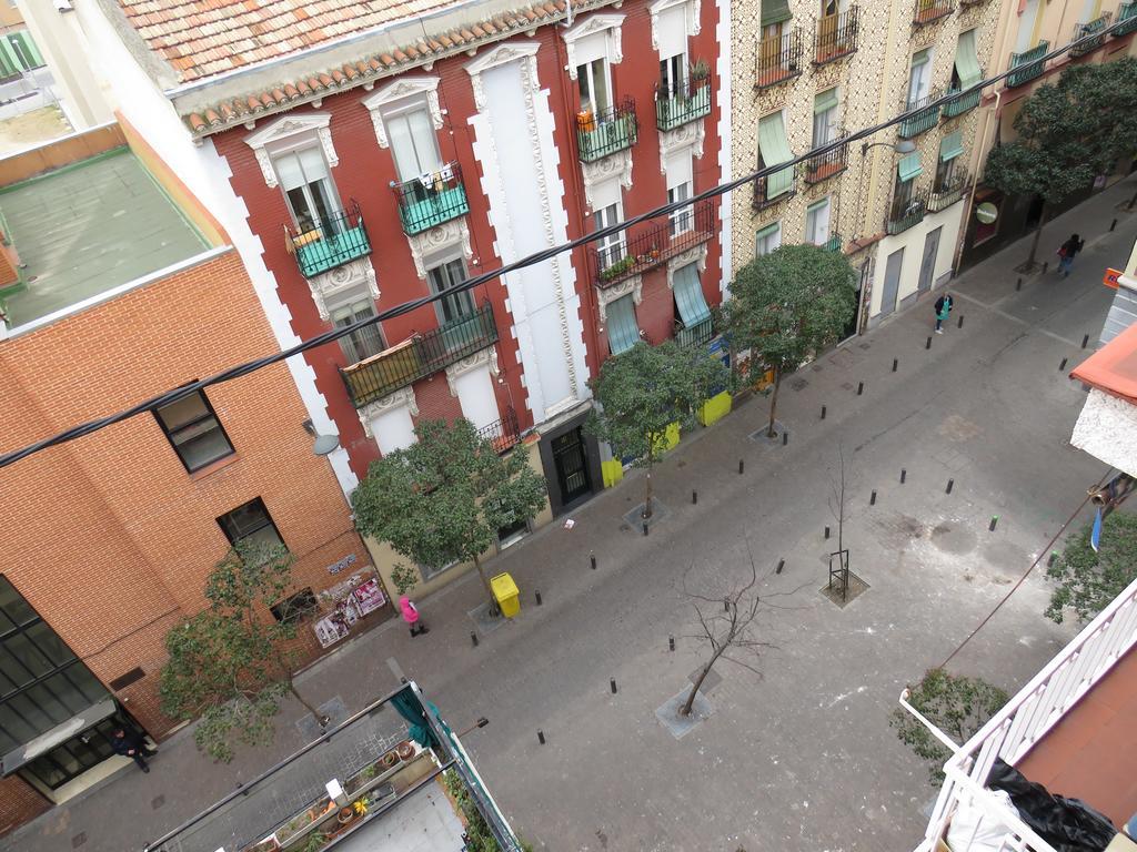 Casa De Huespedes Almansa Hotel Madrid Luaran gambar